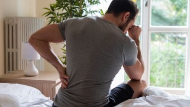 طرز خوابیدن کسانی که دیسک کمر دارند