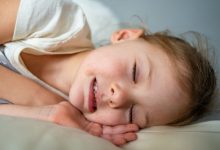علت دندان قروچه کودکان در خواب