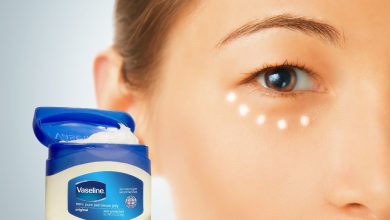 وازلین برای چروک پوست و زیر چشم